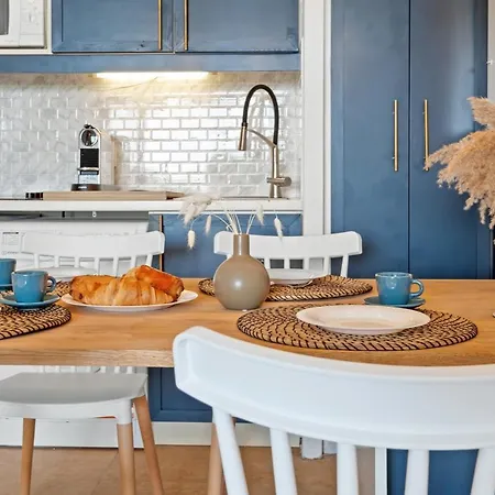 Sea Breeze Retreat