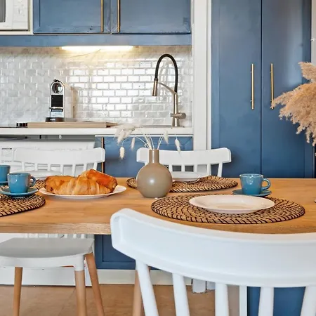 Sea Breeze Retreat